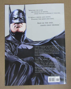 BAT MAN "WAR ON CRIME" COMIC MAGAZINE BY ROSS AND DINI - GREAT CONDITION